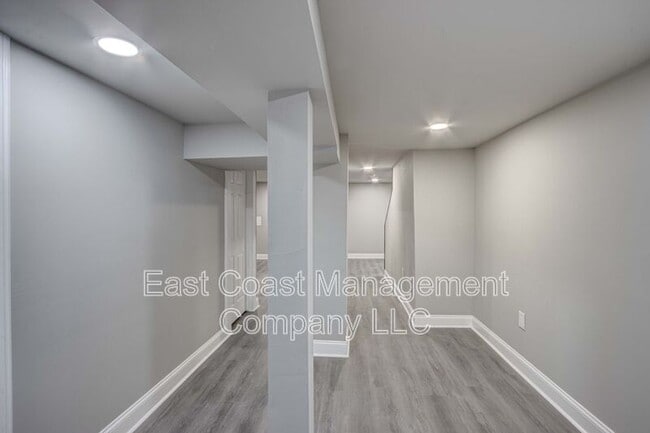 Building Photo - 2619 Loyola Northway