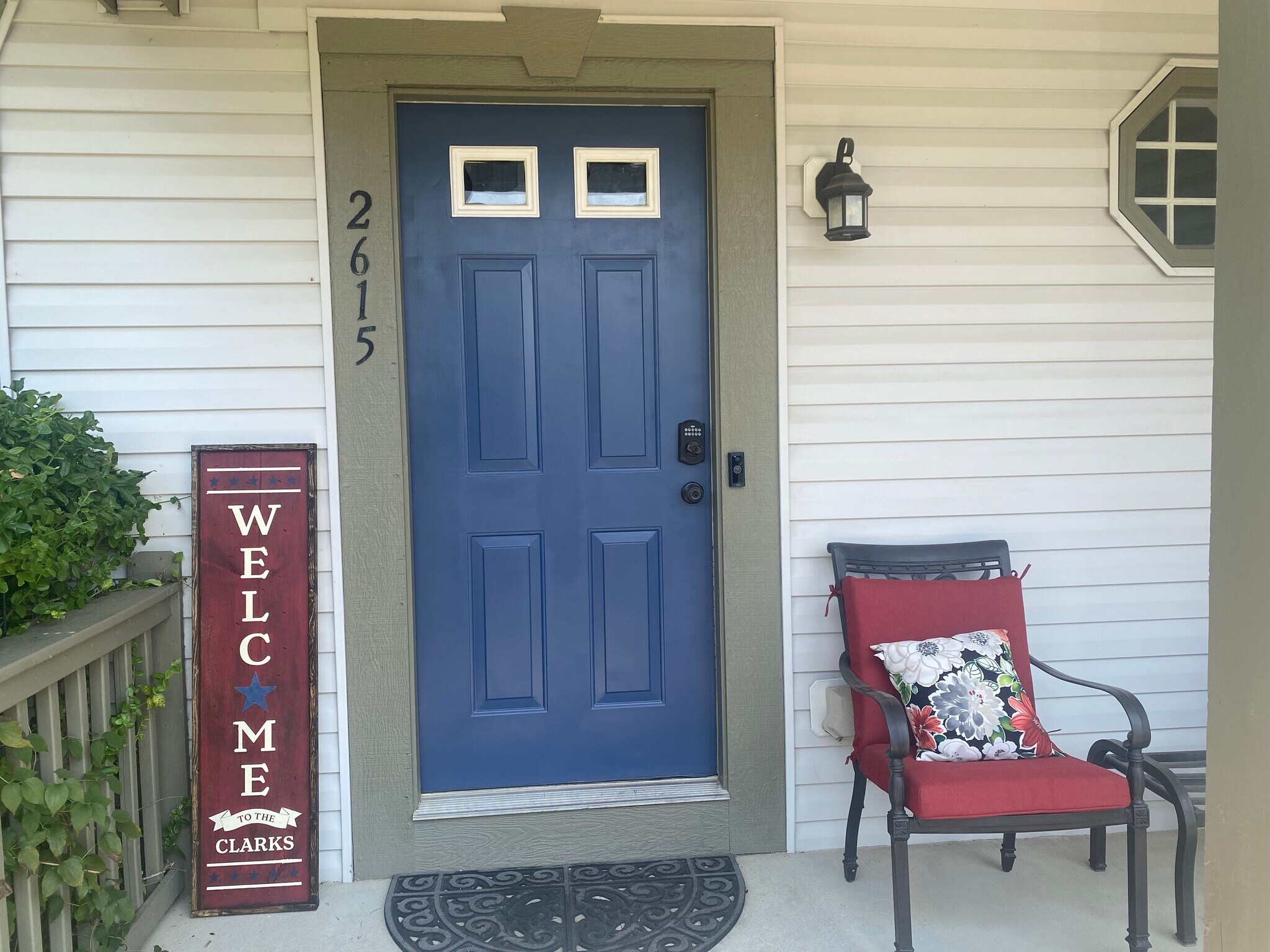 Building Photo - 2615 Lincolnshire Dr