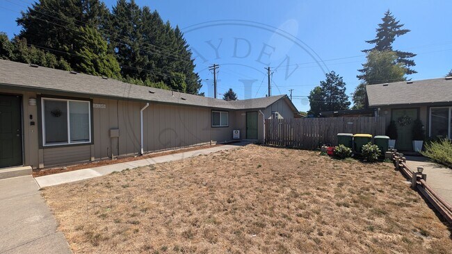 Building Photo - 3134 Brittany Dr
