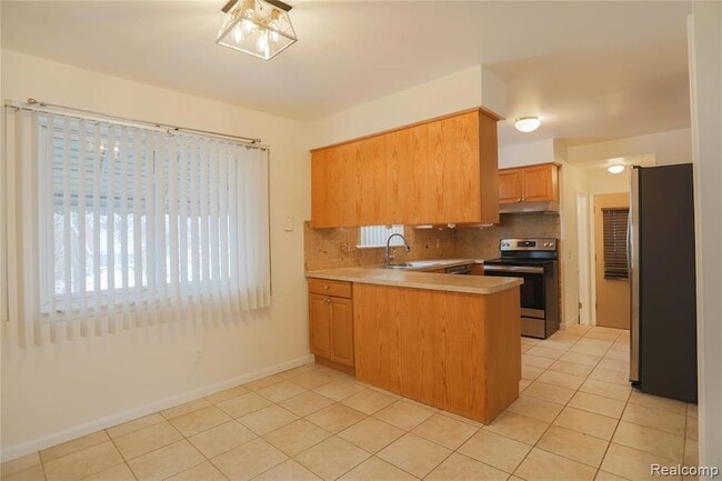 Building Photo - 20720 Meier Rd