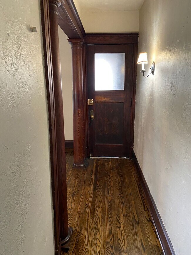 Building Photo - 677 West Delevan