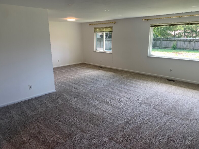 Building Photo - 2272 Berrycreek Dr