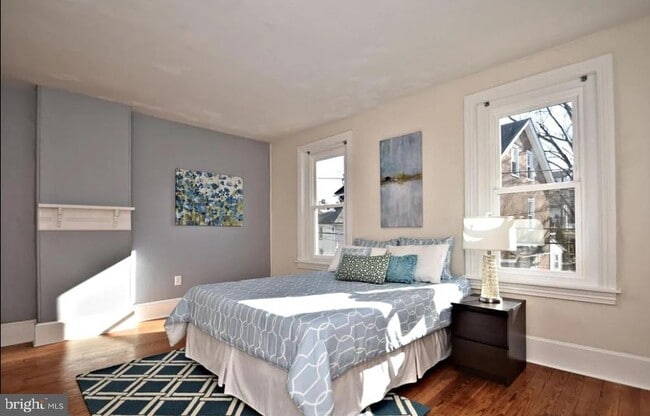 Building Photo - 423 Breckenridge St