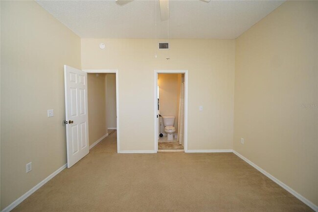 Building Photo - 10905 Capstan Lake Dr