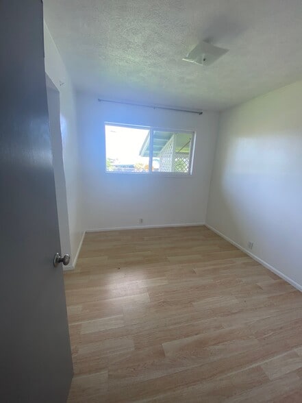 Third BR - 1594 Kaunala Pl