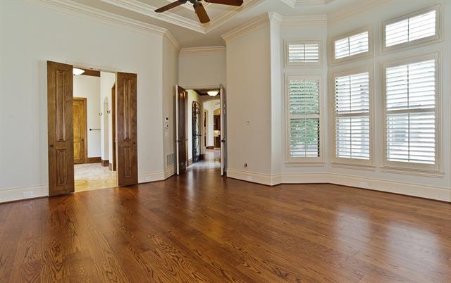 Building Photo - 4927 Oak Knoll Ln