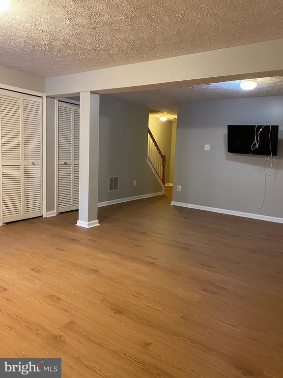 Building Photo - 3282 Halcyon Ct