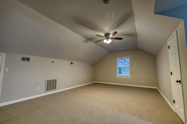Building Photo - COMING SOON! Pet Friendly, 4 Bedroom 2 bat...