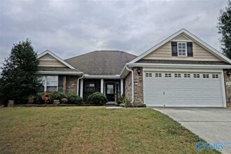 Building Photo - 139 Potters Wheel NW