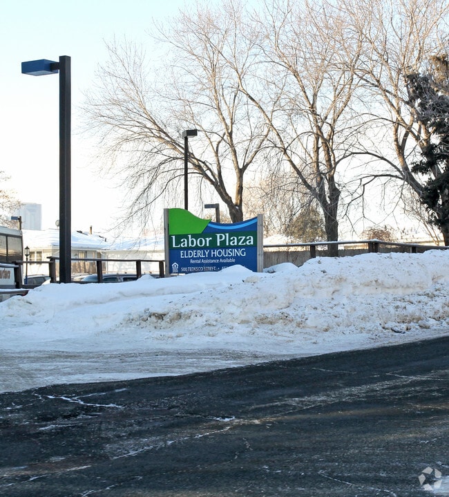 Labor Plaza 500 Tedesco St Saint Paul MN 55130 Apartment Finder