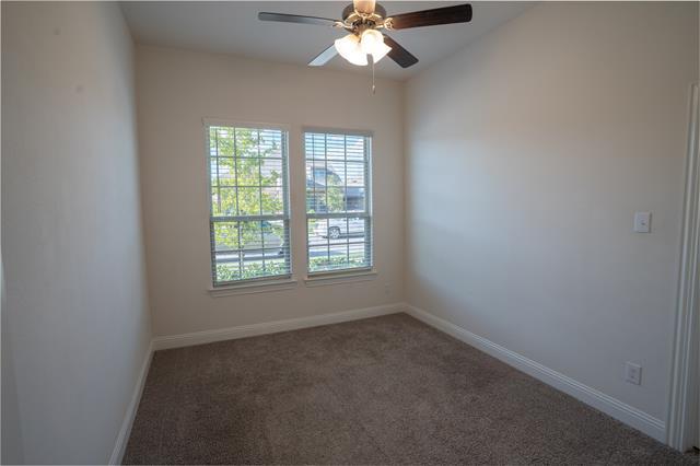 Building Photo - 10924 Klondike Ln