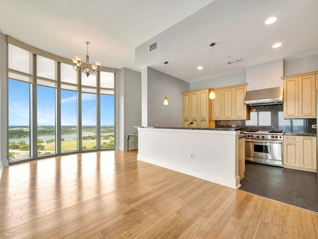 Building Photo - 4821 E NASA Pkwy