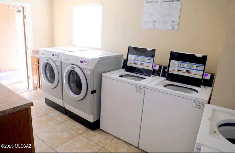 On site washers and dryers - 1745 E Glenn St