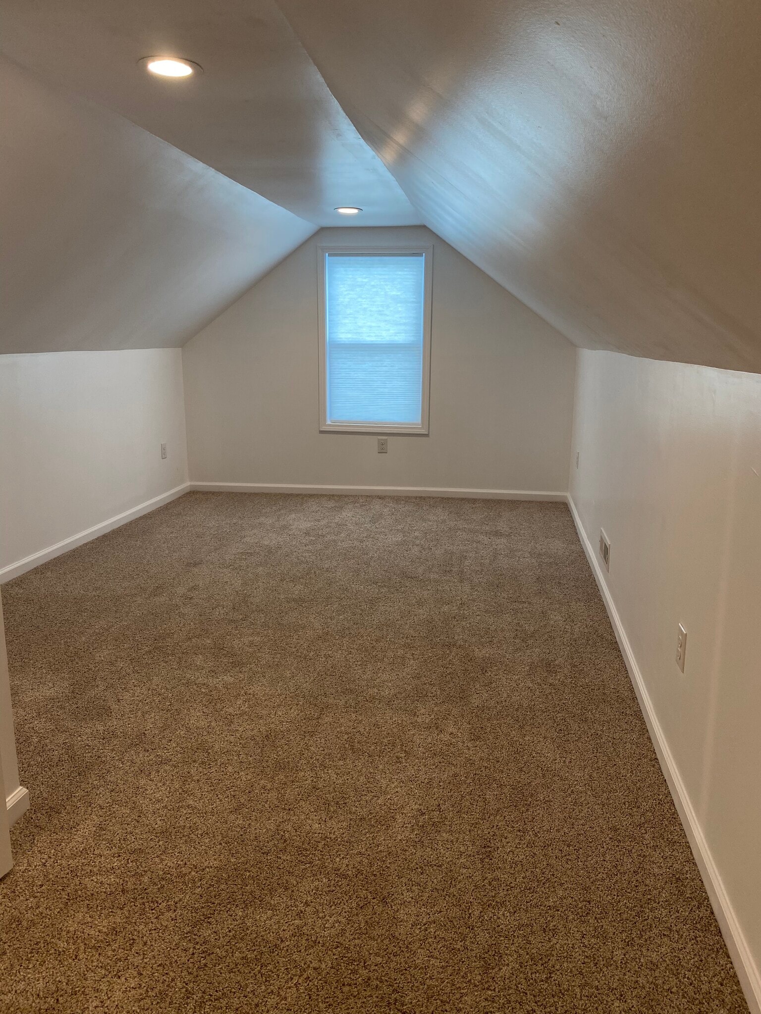Bedroom 2 - 41 Roberts Ave