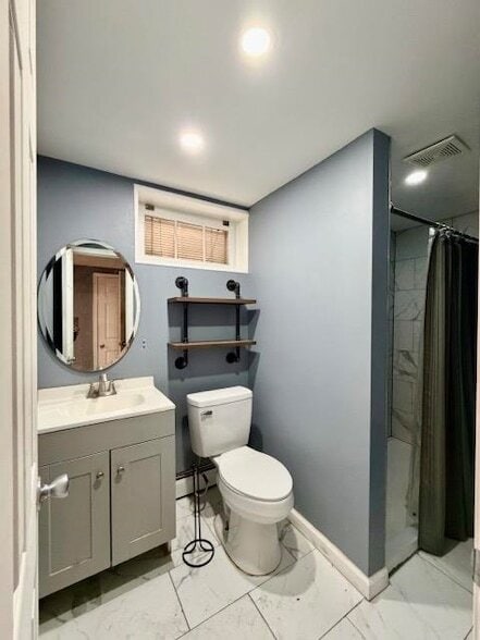 Building Photo - 182 W 32nd St