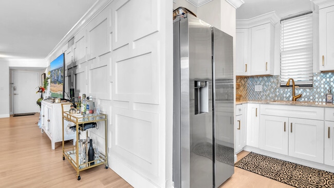 Building Photo - 1000 S Ocean Blvd