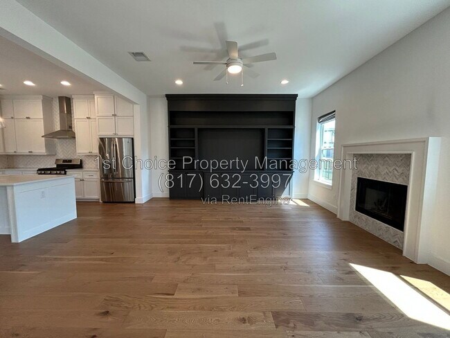 Building Photo - 2117 River E Ln.