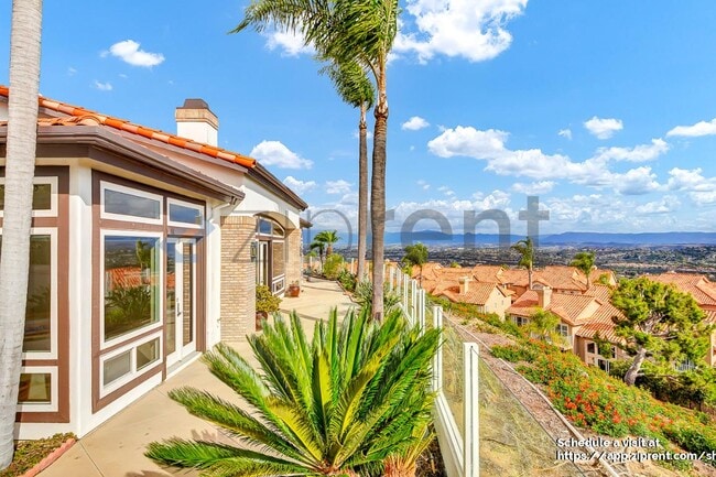 Building Photo - 20 Sierra Vista