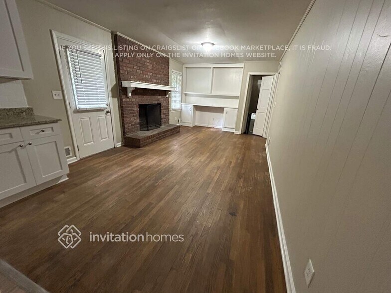 Building Photo - 3098 St Helena Dr