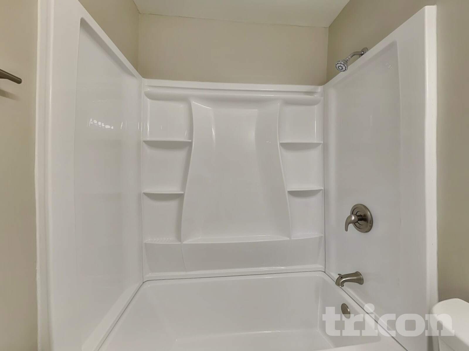 Building Photo - 213 Walnut Crest Dr