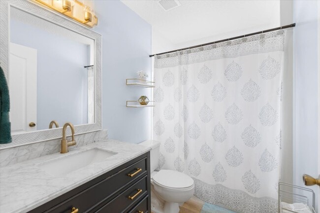 Building Photo - 131 Barrier Isle Dr