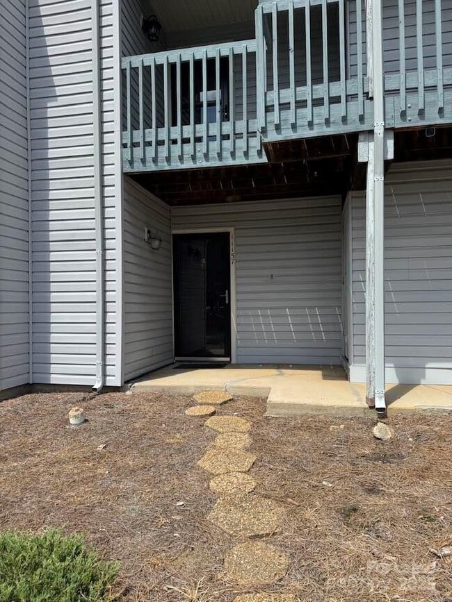 Building Photo - 11157 Harrowfield Rd