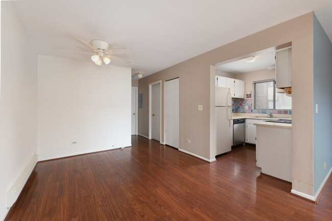 Building Photo - 425 Berkshire Dr