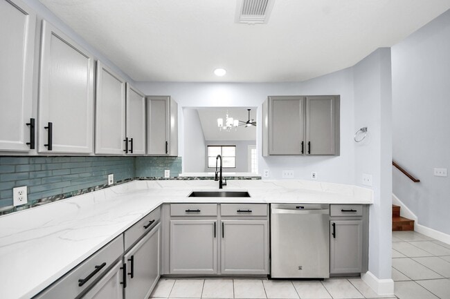 Building Photo - 2604 Eldridge Park Way