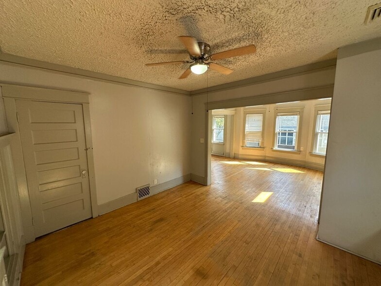 Building Photo - 2539-2541-2541 N 44th St