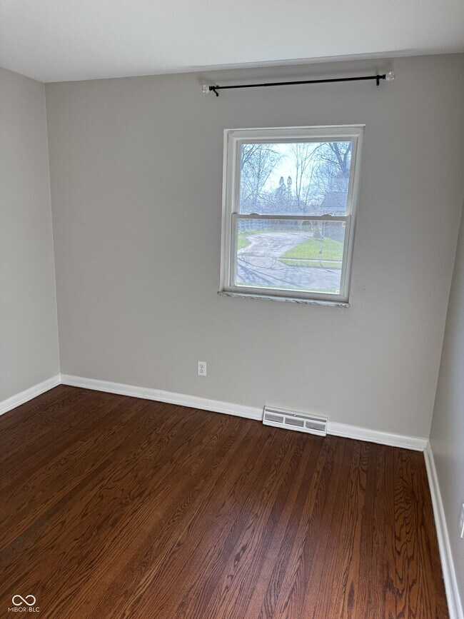 Building Photo - 209 Blairsden Ave