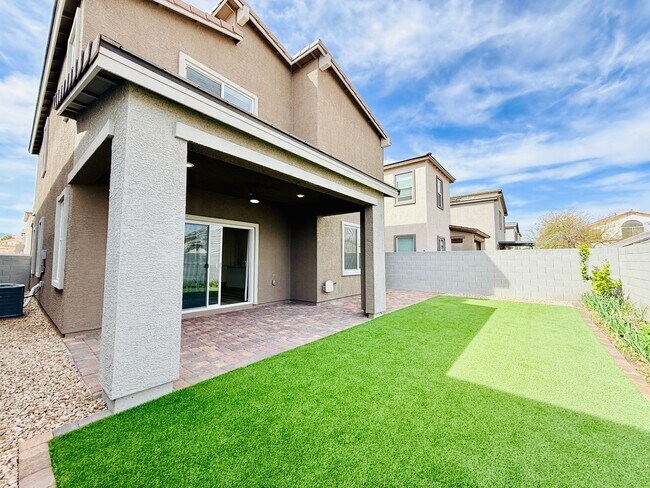 Building Photo - Beautiful Spring Valley Lennar Home-Make it yours today!