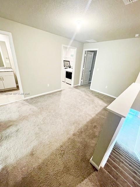 Building Photo - 3939 SE Mentmore Ln