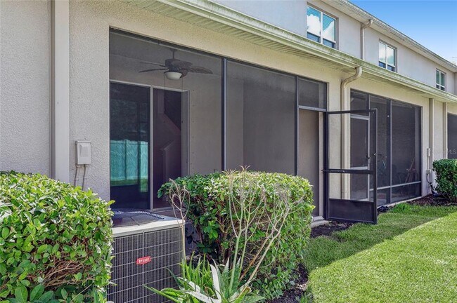 Building Photo - 12713 Lexington Ridge St