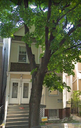 Building Photo - 1730 W Nelson St
