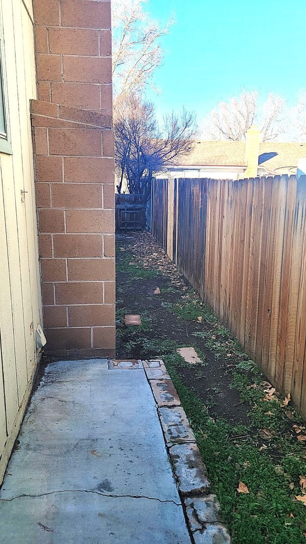 Building Photo - Gorgeous 4 Bed Home In Donner Springs!