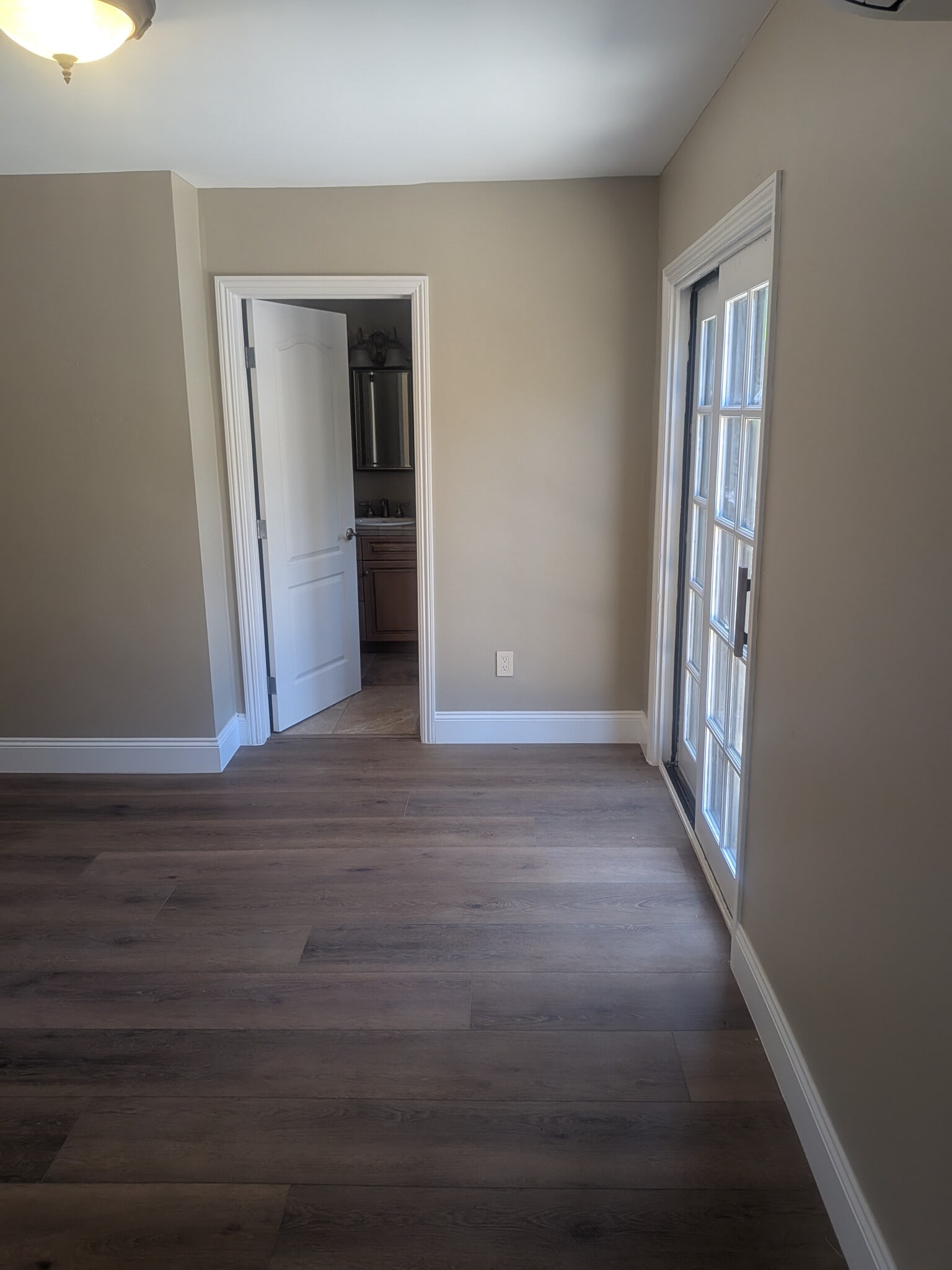 Living room - 5648 Calzada Del Bosque