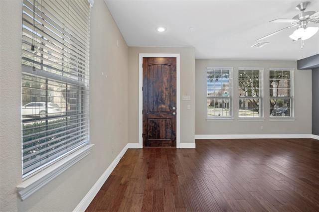 Building Photo - 4413 Riverview Dr