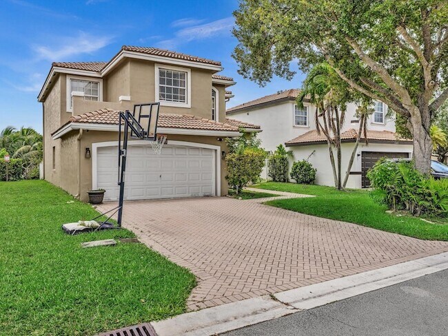 Building Photo - 7145 Crescent Creek Pl
