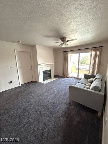 Building Photo - 1909 Mountain Hills Ct