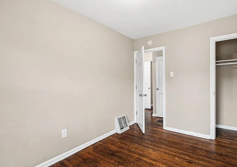 Building Photo - 2405 S 57th St