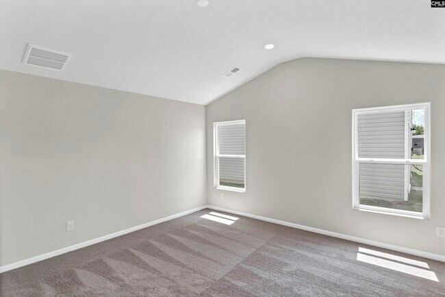 Building Photo - 807 Red Berry Ln