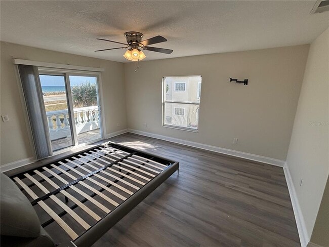 Building Photo - 3074 Ocean Shore Blvd