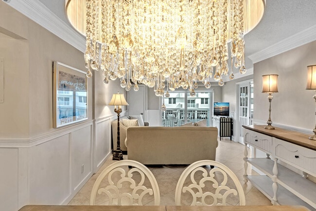 Building Photo - 3301 S Ocean Blvd