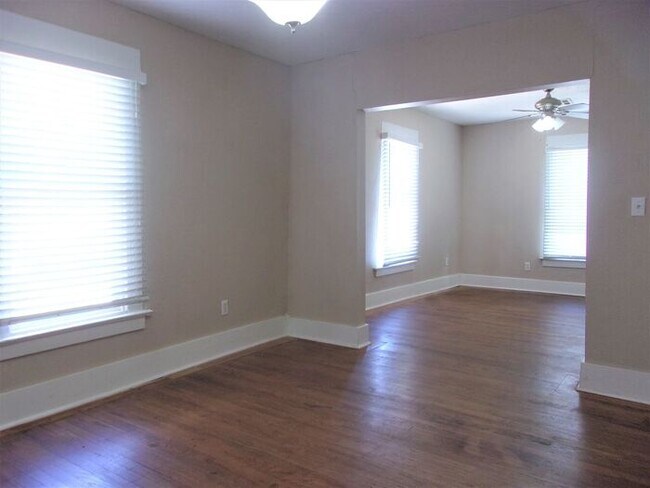 Building Photo - 2 BED 1 BATH HOME WESTLAWN PARK ADDITION OF NW OKC