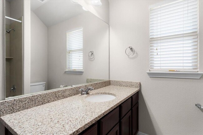 Building Photo - 211 Joseph Dr