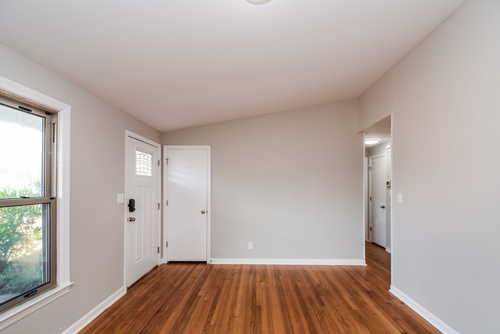 Building Photo - 741 Moriston Rd