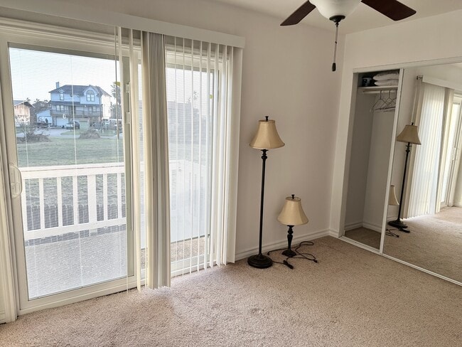 Building Photo - 4141 Whiteley Dr