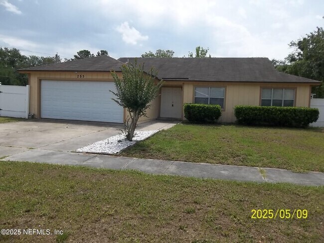 Building Photo - 255 Leatherleaf Dr