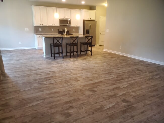 Building Photo - 148 Poplar Branch Way