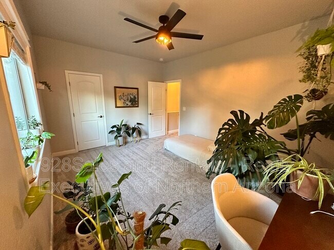 Building Photo - 2342 W Mission Timber Cir